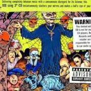 The lyrics FAMOUS LAST WORDS of AGORAPHOBIC NOSEBLEED is also present in the album Altered states of america (2003)