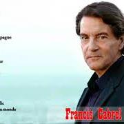 The lyrics LES MURS DE POUSSIÈRE of FRANCIS CABREL is also present in the album 77-87 (1987)