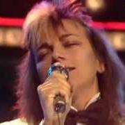 The lyrics AMORE AMORE of GIANNA NANNINI is also present in the album Latin lover (1982)