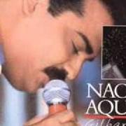 The lyrics NO HAY NADA MAS IMPORTANTE of GILBERTO SANTA ROSA is also present in the album Nace aqui (1993)