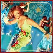 The lyrics ME VOY of GLORIA ESTEFAN is also present in the album Alma caribeña (2000)