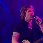 The lyrics BIG MACHINE of GOO GOO DOLLS is also present in the album The audience is this way (2018)