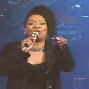 The lyrics MINISTERS OF DEFENSE of HELEN BAYLOR is also present in the album Helen baylor...Live (1999)