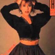 The lyrics BELLO IMPOSIBLE of ALEJANDRA GUZMÁN is also present in the album Bye mama (1988)