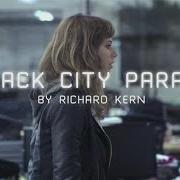 The lyrics LE FOND DE L'AIR EST ROUGE of INDOCHINE is also present in the album Black city parade (2013)