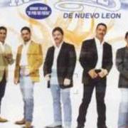 The lyrics IRÁS CARGANDO MI CRUZ of LOS INVASORES DE NUEVO LEON is also present in the album Más buscados (2004)