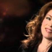 The lyrics UN PEU D'INNOCENCE of ISABELLE BOULAY is also present in the album Fallait pas (1996)