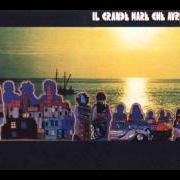 The lyrics RIFLESSIONI IN UN GIORNO DI LUCE NERA of IVANO FOSSATI is also present in the album Il grande mare che avremmo traversato (1973)
