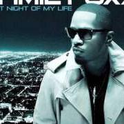 The lyrics HIT IT LIKE THIS of JAMIE FOXX is also present in the album Best night of my life (2010)