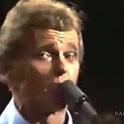 The lyrics WHEN YOU'RE HOT, YOU'RE HOT of JERRY REED is also present in the album Jerry reed live, still (2005)