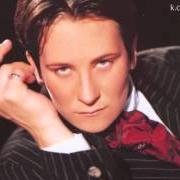 The lyrics HAIN'T IT FUNNY? of K.D. LANG is also present in the album Drag (1997)
