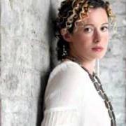 The lyrics THE WILD GOOSE of KATE RUSBY is also present in the album 10 (2002)