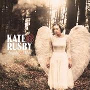 The lyrics LET IT SNOW of KATE RUSBY is also present in the album Angels and men (2017)