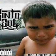 The lyrics COMO EN SECUNDARIA of KINTO SOL is also present in the album Del norte al sur (2004)