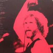 The lyrics LUCKY IN LOVE of KRIS KRISTOFFERSON is also present in the album Shake hands with the devil (1979)