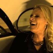 The lyrics SOMMARNATT of LENA PHILIPSSON is also present in the album Talking in your sleep (1988)