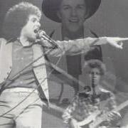 The lyrics BEDSITTERLAND of LEO SAYER is also present in the album Another year (1975)