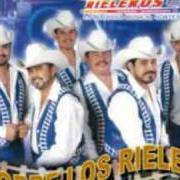 The lyrics DIME LA VERDAD of LOS RIELEROS DEL NORTE is also present in the album El columpio (2011)