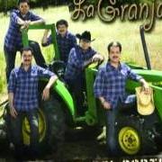 The lyrics SI MIDES EL TAMANO of LOS TIGRES DEL NORTE is also present in the album La granja (2009)