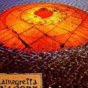 The lyrics O SCIORE CCHIÙ FELICE of ALMAMEGRETTA is also present in the album Sanacore (1995)