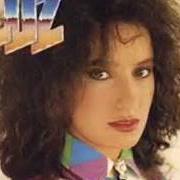 The lyrics SIN TI of LUZ CASAL is also present in the album Los ojos del gato (1984)