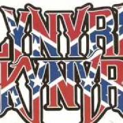 The lyrics ON THE HUNT of LYNYRD SKYNYRD is also present in the album Double trouble (2000)