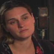 The lyrics BARE BONES of MADELEINE PEYROUX is also present in the album Bare bones (2009)