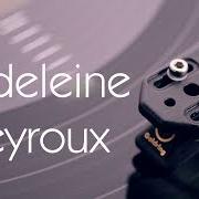 The lyrics TRAMPIN of MADELEINE PEYROUX is also present in the album Secular hymns (2016)