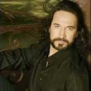 The lyrics HAY VECES of MARCO ANTONIO SOLIS is also present in the album Trozos de mi alma 2 (2006)