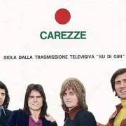 The lyrics GIULIA of ALUNNI DEL SOLE is also present in the album Carezze (1981)