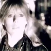 The lyrics SHE'S GOT A PROBLEM of MARIANNE FAITHFULL is also present in the album A child's adventure (1983)