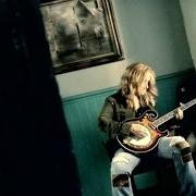 The lyrics CHANGE THE WORLD of MELISSA ETHERIDGE is also present in the album 4th street feeling (2012)