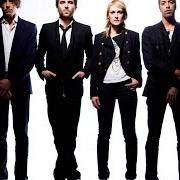 The lyrics GOLD GUNS GIRLS of METRIC is also present in the album Fantasies (2009)