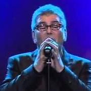 The lyrics CINQUE GIORNI of MICHELE ZARRILLO is also present in the album Live roma (2009)