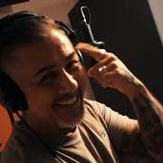 The lyrics ALLES WIRD SCHON IRGENDWIE GEHN of MIKE LEON GROSCH is also present in the album Wenn wir uns wiedersehen (2021)