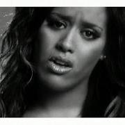 The lyrics CROYEZ-EN MOI of AMEL BENT is also present in the album A 20 ans (2007)