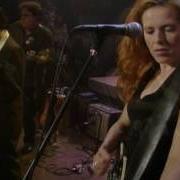 The lyrics KNOCK LOUD of NEKO CASE is also present in the album Live from austin, texas (2007)