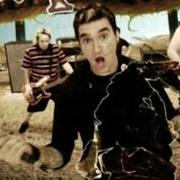 The lyrics FAILURE'S NOT FLATTERING of NEW FOUND GLORY is also present in the album Catalyst (2004)