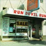 The lyrics TRY NOT TO CRY of PAUL MCCARTNEY is also present in the album Run devil run (1999)