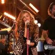 The lyrics ALL AROUND THE WORLD of PAULINA RUBIO is also present in the album Brava (2011)