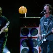 The lyrics ALL THE WAY of PEARL JAM is also present in the album Let's play two (2017)