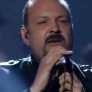 The lyrics ME FALTA VALOR of PEPE AGUILAR is also present in the album Mi credo (disco 1) (2006)