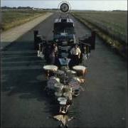 The lyrics ASTRONOMY DOMINE of PINK FLOYD is also present in the album Ummagumma (1969)