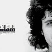 The lyrics NAPULE SE SCET' SOTTO 'O SOLE of PINO DANIELE is also present in the album Tracce di libertà (2015)