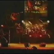 The lyrics QUIZÁ EMPIECES OTRA VEZ of RATA BLANCA is also present in the album En vivo en buenos aires (1996)