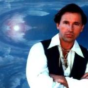 The lyrics CACHITA of RICARDO MONTANER is also present in the album Una mañana y un camino (1994)