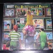 The lyrics RUNAWAY of RIOT is also present in the album The privilege of power (1990)