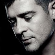 The lyrics LOCK THE DOOR of ROBIN THICKE is also present in the album Paula (2014)