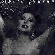 The lyrics ME HA DICHO LA LUNA of ROCIO JURADO is also present in the album Con mis cinco sentidos (1998)