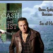 The lyrics SLEEPING IN PARIS of ROSANNE CASH is also present in the album Essential rosanne cash (2011)